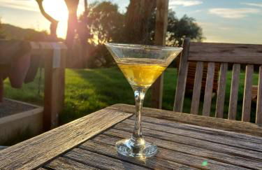 Flat 1 High Tide House, Mortehoe - beautifully designed ground floor flat with sea views and garden - Foto 5