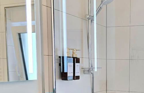 Urban Jungle Riesiger Balkon Parken Arbeitsplatz - Photo 17