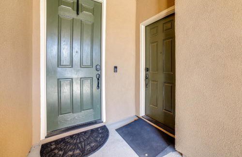 WWII Aviation-Themed Apt in Sparks Near Parks! - Foto 21