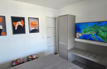 SUPER FLAT 180 graus em Angra dos Reis , Frente Mar na Marina Piratas com estacionamento - Foto 56