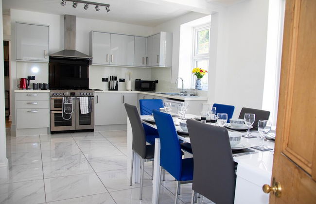 Broadpark Villa - Photo 11