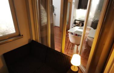 Schickes Studioapartment mit Balkon - Foto 26