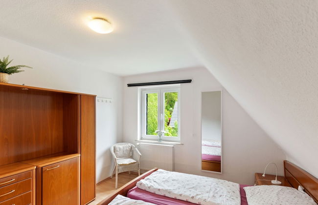 Schones Ferienhaus in Winterberg mit Terrasse - Foto 5