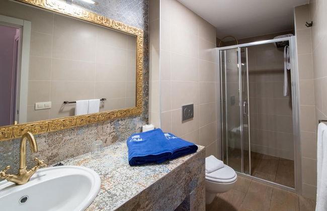 Alhambra Boutique - Foto 19