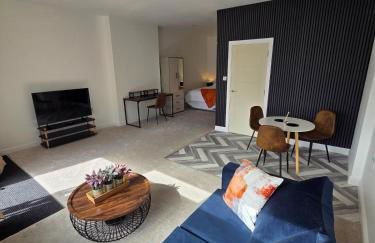 Spacious New Studio in Blackburn Town Centre - Foto 1