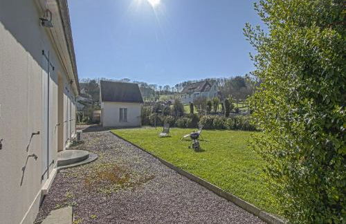 Spacious holiday home in Aure sur Mer with garden - Foto 7