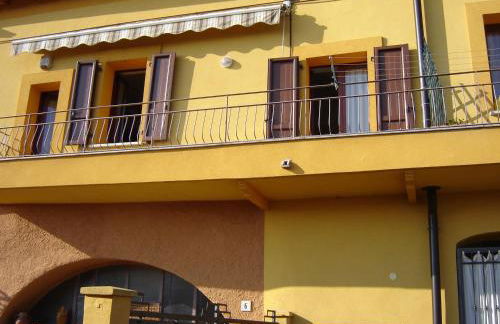 CASA DEL SOLE APPARTAMENTO N° 2 WHITE AND GOLD ROOM - Foto 1