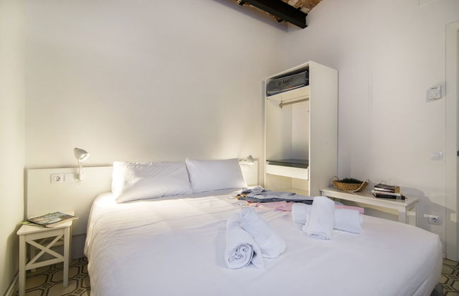 Happy People Gaudi Sant Pau - Foto 12