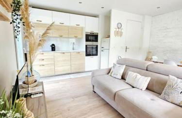 Mandelieu vacances RDC jardin, piscine, parking 2 chambres - Foto 3