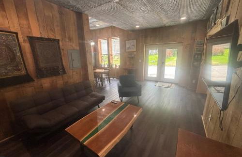 1st Fl 2BR Downtown + 2 Pkg - Foto 5