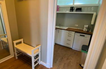 Zentraler Altbaucharme mit Blick über die Stadt - Foto 12