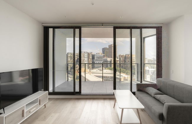 Modern Apartment in Darling Harbour - Photo 5