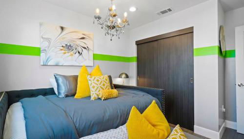 C- Vibrant and Glam NoHo Pad near U-Studios and H-Sign - Foto 4