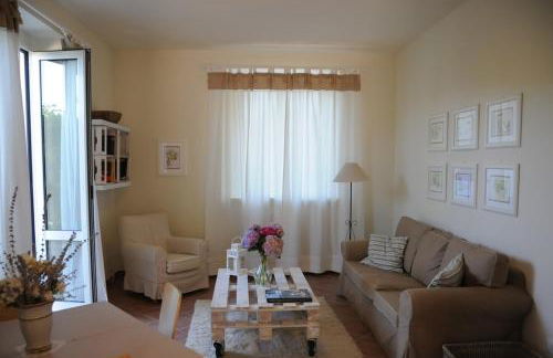 Sotto il pergolato di glicine - Foto 12