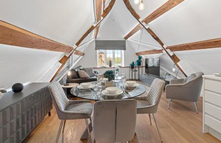 The Studio Cottage - Photo 19