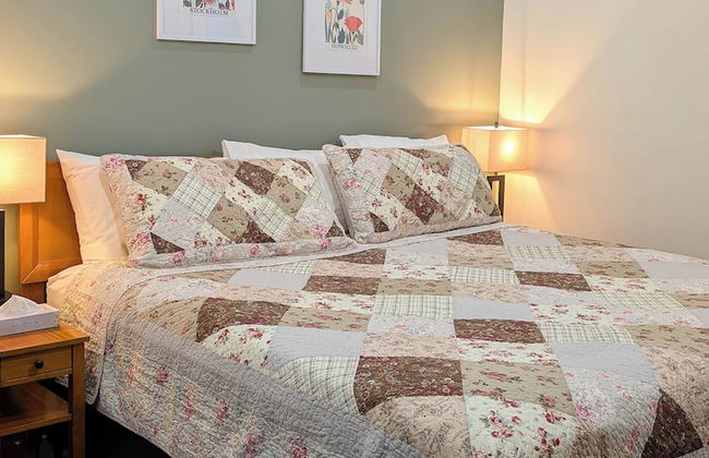 Hinckleys Dreamwood Cottages - Photo 60