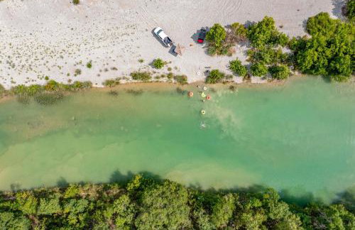 Rustic Eco-Cabin Llano River Getaway on 68 Acres! - Foto 30