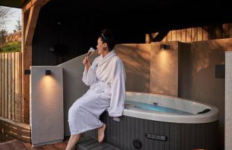 Brook Bottom Farm luxury apartments and Farmhouse - Photo 4