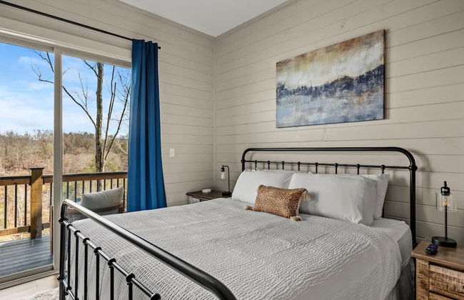 NEW Lake View Indoor Pool Sleeps 14 Hot Tub - Foto 34