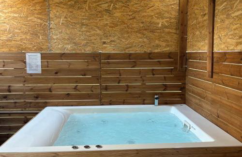 Jacuzzi studio close to athens airport!! - Foto 3