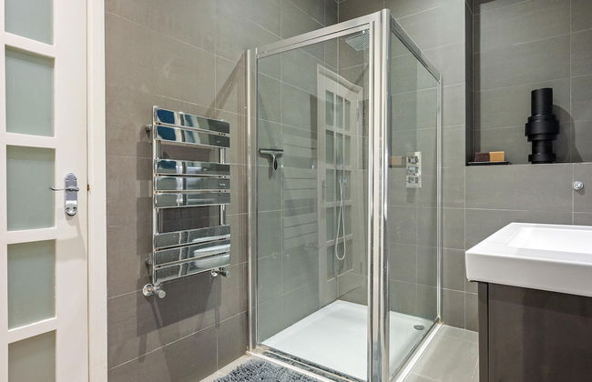 Central London 3-bed Apt, Sleeps 6, 3 Mins to Tube - Foto 15