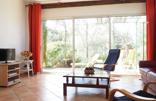 Holiday Home With Private Pool in Bedoin - Photo 8