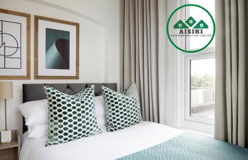 Aisiki Stays Apartments at North Finchley, 3-Bedroom & 2-Bathroom, Pet Friendly Flat, King or Twin Beds with Free WiFi - Foto 1