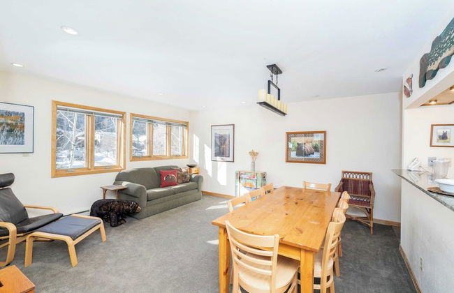 Lulu City 4B by Avantstay Beautiful Condo 100 Yards From Lift #7 Permit #:3639 - Foto 3