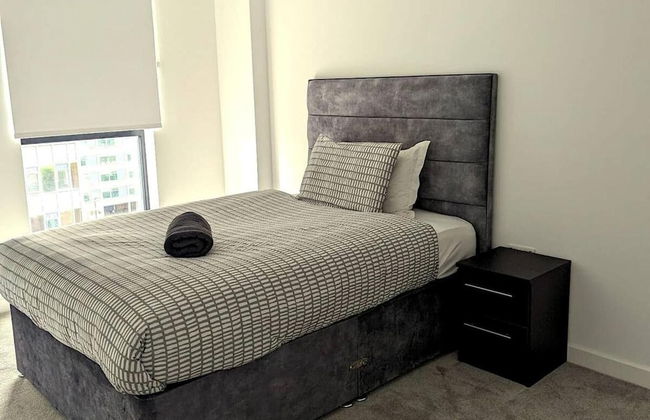 Sleeps 4 Central Ensuite - Cityview & Parking - Foto 3