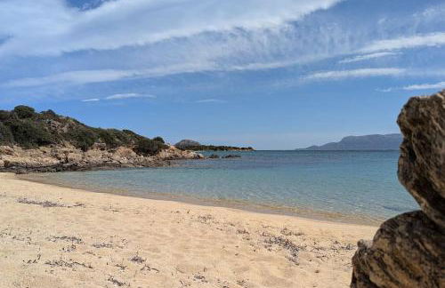 Supreme Beach Location with pool at Cala Sassari - Foto 23