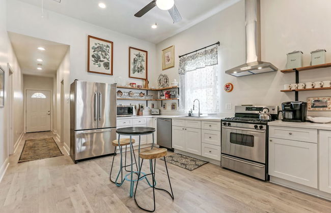 Renovated Historic 4BR House Near Magazine St & Uptown - Foto 5