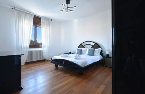 By the Hills Apartment - Foto 51