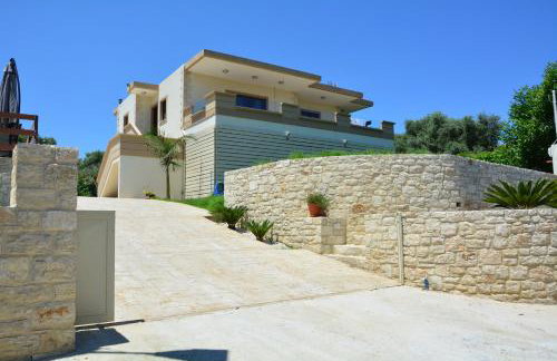 Villa Ikaros - Foto 1