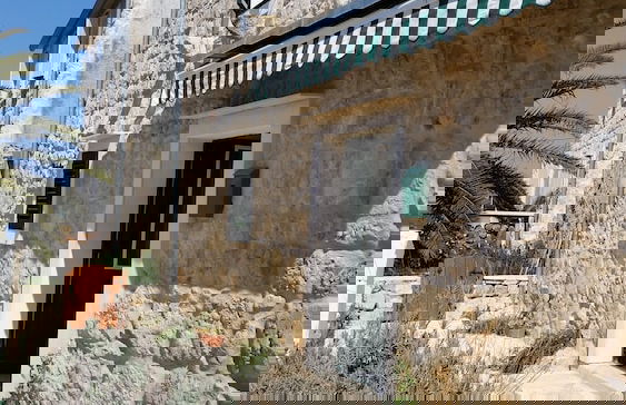 Traditional House With two Apartments - Foto 1