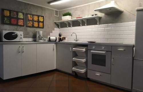 BIG CALM APART HOTEL 15min WARSAW 6pers WiFi Fireplace Garden Grill - Foto 14