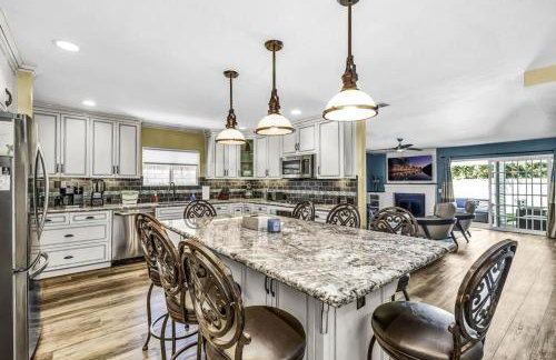 Stunning 4BR Laguna Hills Oasis with Private Pool - Foto 11