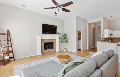 Family Fun Retreat- Pool & Entertainment Haven! home - Foto 14