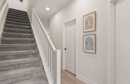 Upstay-Luxury 3BR Home w Private Pool & Games Room - Foto 31