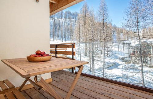 FLORA ALPINA EXPERIENCE - "Ski-to-Door" Brand New Chalet Apartments with Indoor Garage and Mountain View - Foto 22