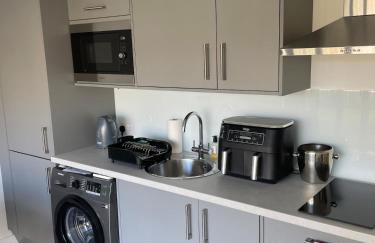 Villa Maria Southbourne - 2 Mins to Beach - Coastal - Dog-Friendly - Modern Luxury - Large Private Garden - Private Access - Parking - Foto 27