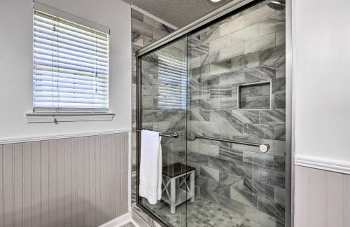 Lakefront Eatonton Home Boat Dock and Fire Pit - Foto 17