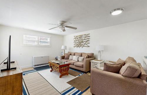 Lobster Trap - Photo 4