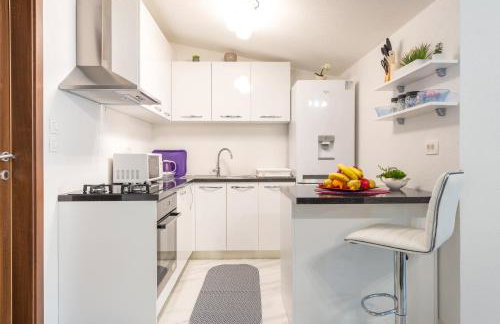 Tranquility and Nature in 4 Bedroom with Sea View - Foto 33