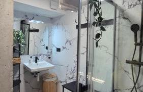 Valencia Ciudad Bajo Diseño Industrial hasta 6, wifi gratis - Foto 8