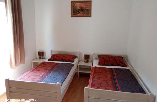 KATY&MLADEN 1 - Photo 5