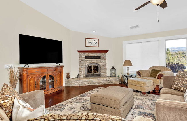 Awesome Views, Game Room, Hot Tub and More! - Foto 15