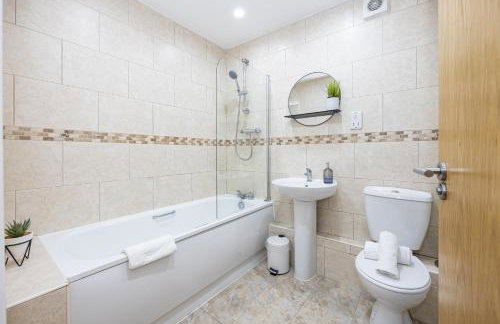 Stylish 2-Bed Apartment in Manchester City Centre - Foto 7