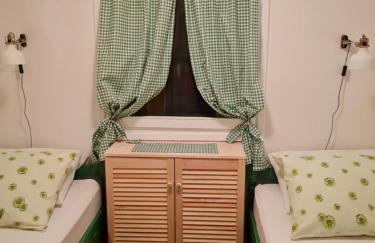 Charismatic Garden Cottage with Sea View - Foto 11