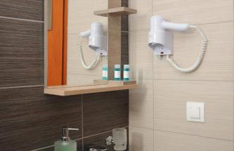 Domus Inn - Photo 60