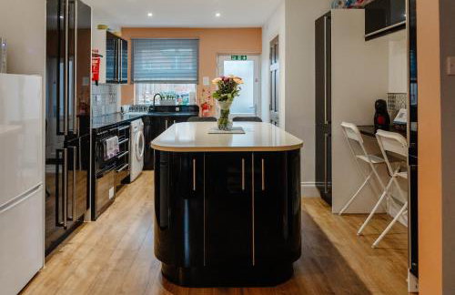 Stylish Getaway Walk to Centre and Cafés - Foto 7